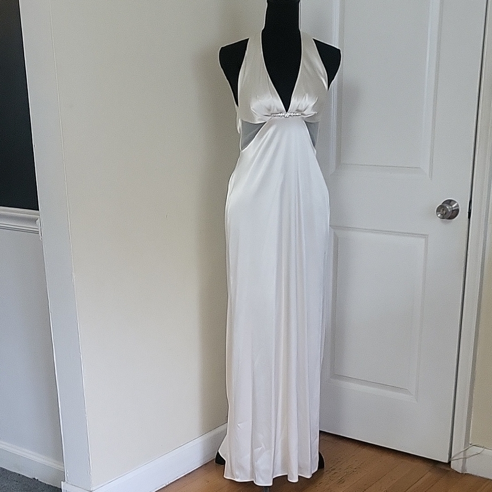 Dave & Johnny Elegant Ivory EUC Satin Wedding Backless Gown